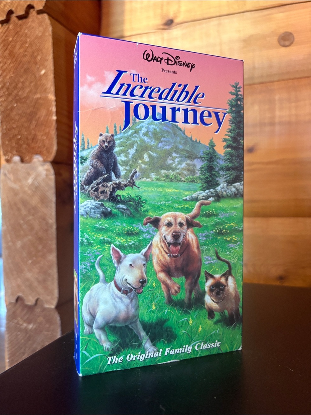 1963 The Incredible Journey | Walt Disney